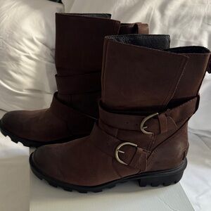 Sorel Dark Brown Leather Water Resistant Combat Boots